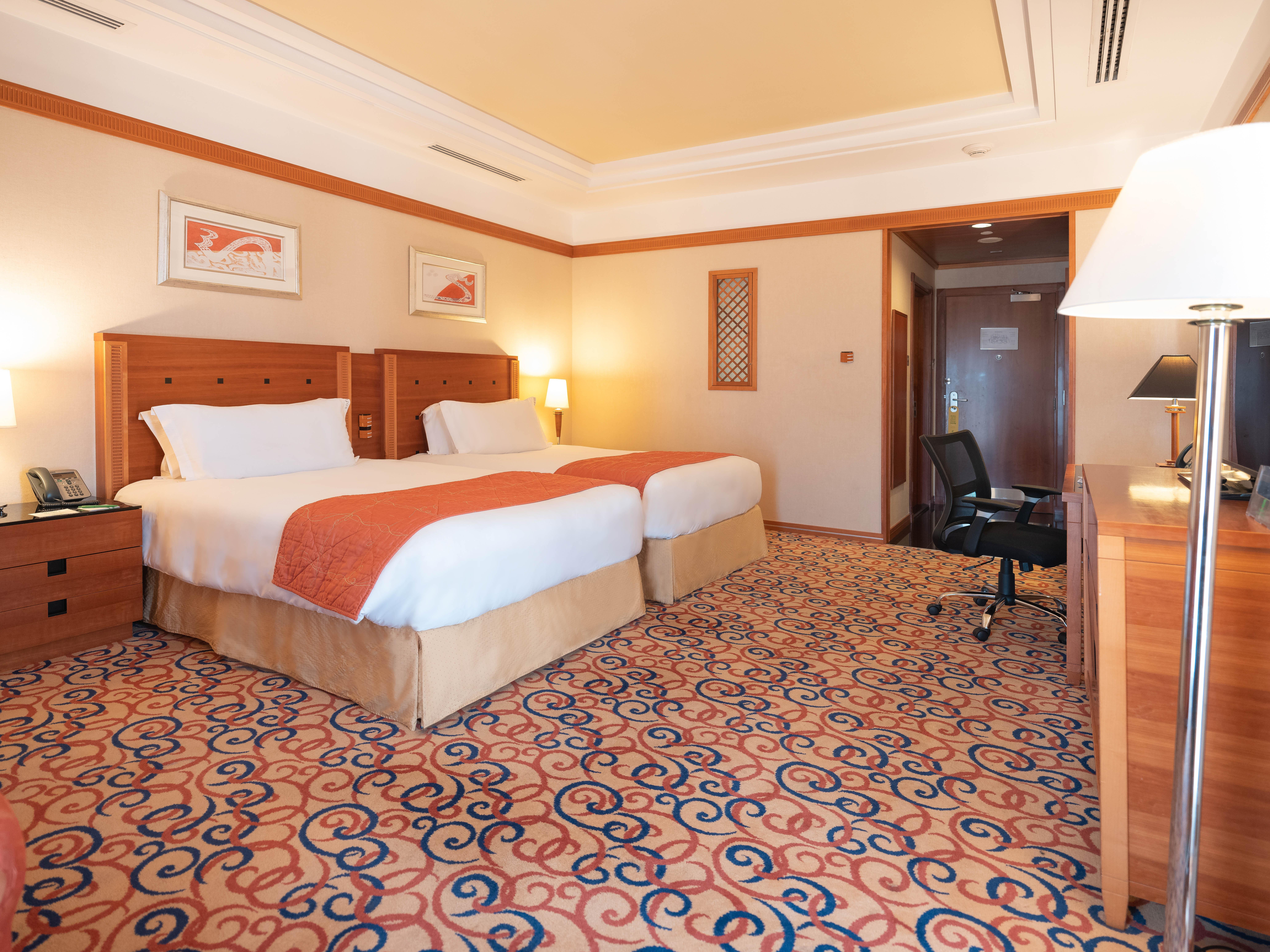Holiday Inn Kuwait, An Ihg Hotel Kuwait City Exteriör bild